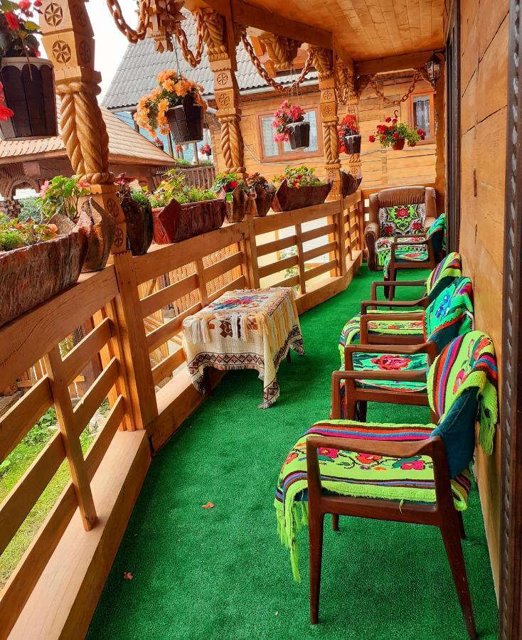 Pensiunea Rustic Oncesti Экстерьер фото
