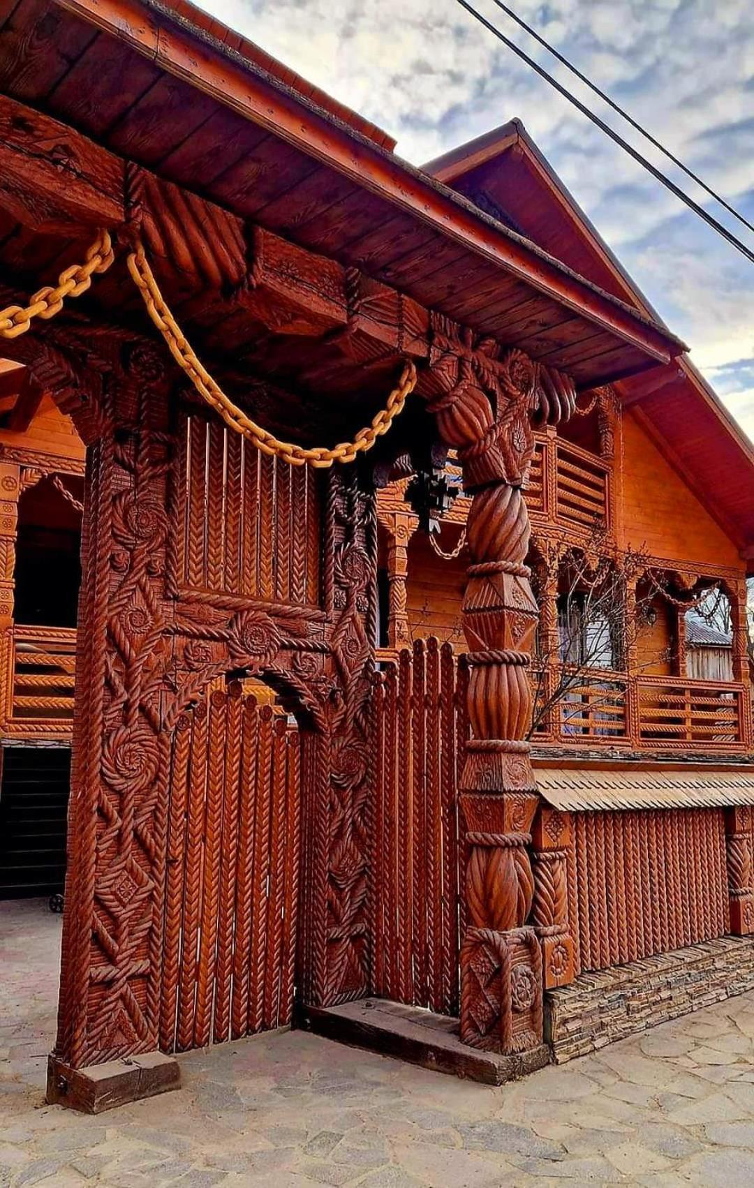 Pensiunea Rustic Oncesti Экстерьер фото